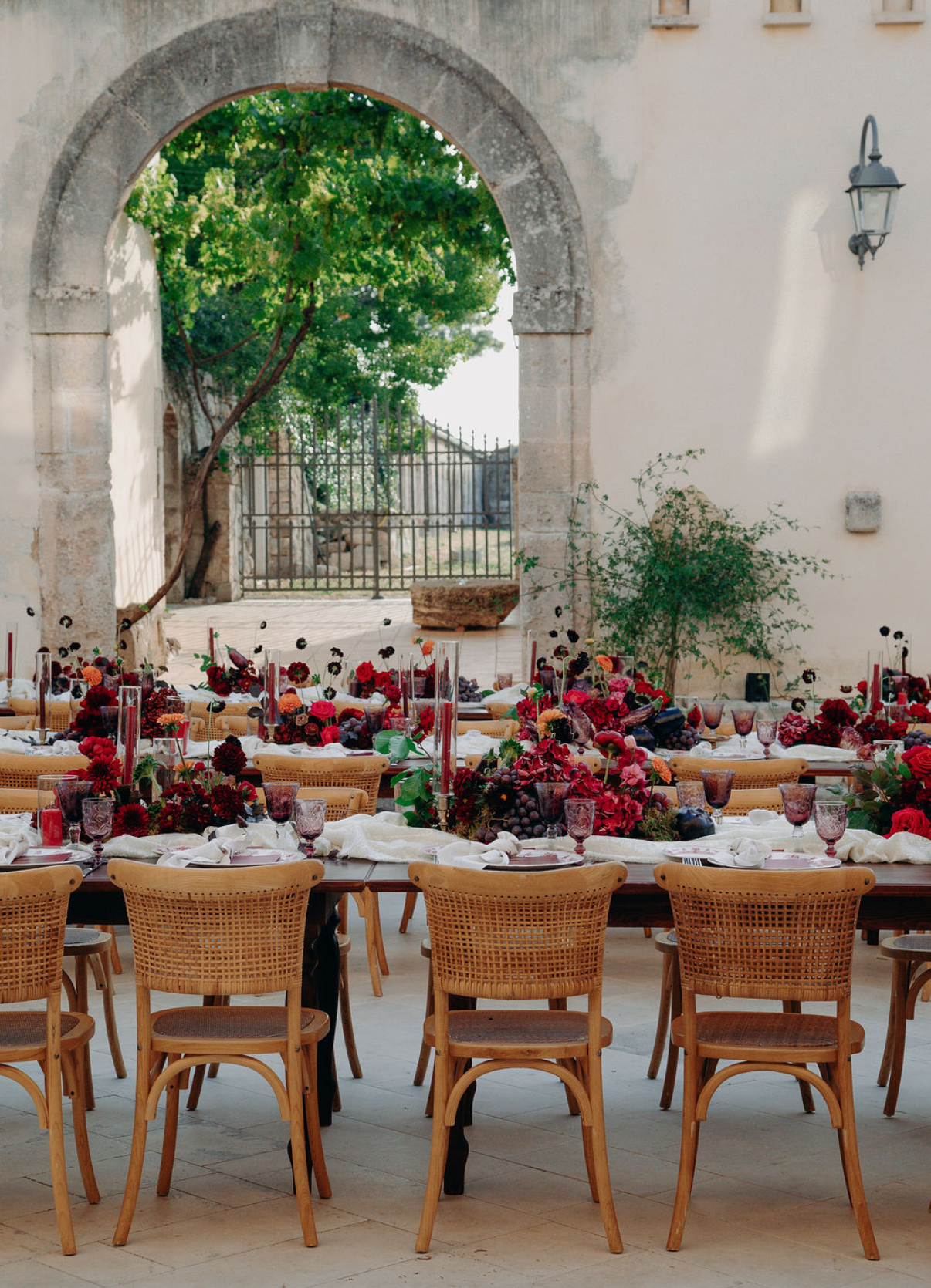 Alfio Flowers – Italian Wedding Florist (ph. Elise Morgan)