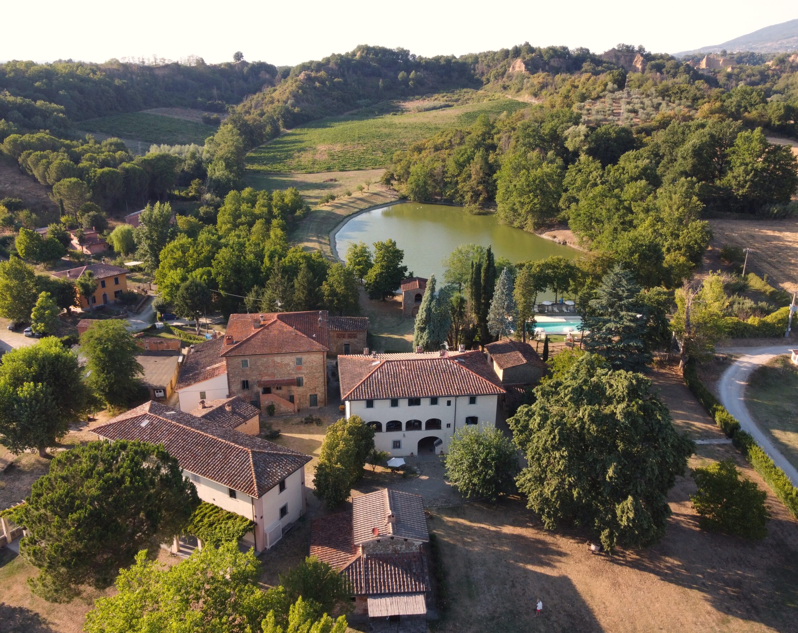 Antico_borgo_la_torre_tuscany_wedding_venue_67543a40f0b00a003a38445b_001.JPG