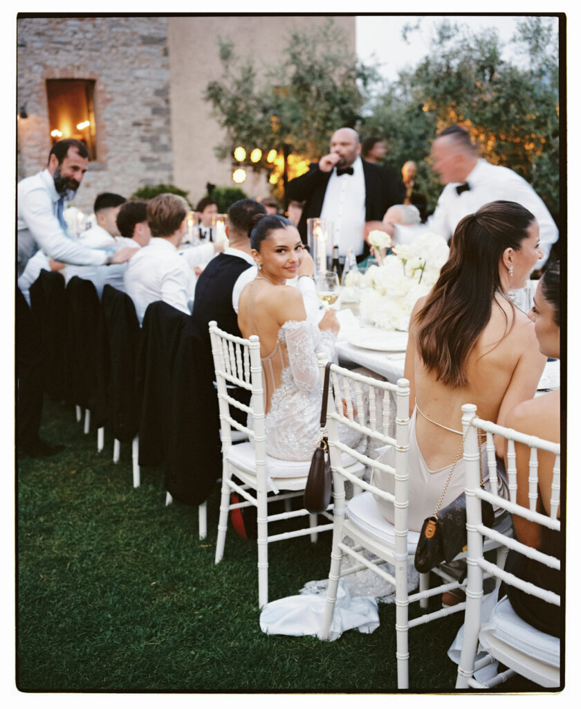 Lou Lou Memphis, Italian wedding photographer wedding dinner at Villa Catignano in Tuscany