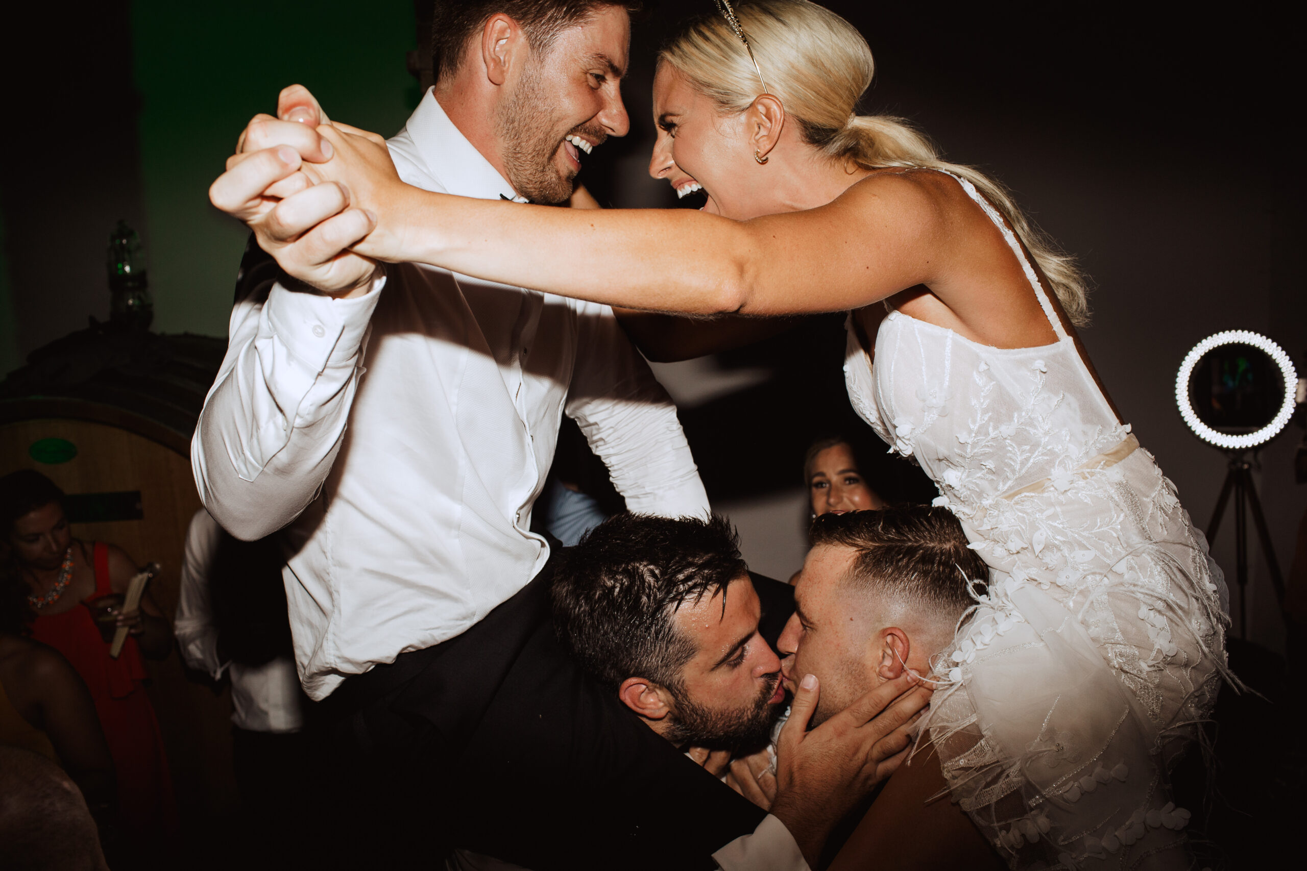 Red on Blonde Wedding photographer ItalyFrankie-Olly-855