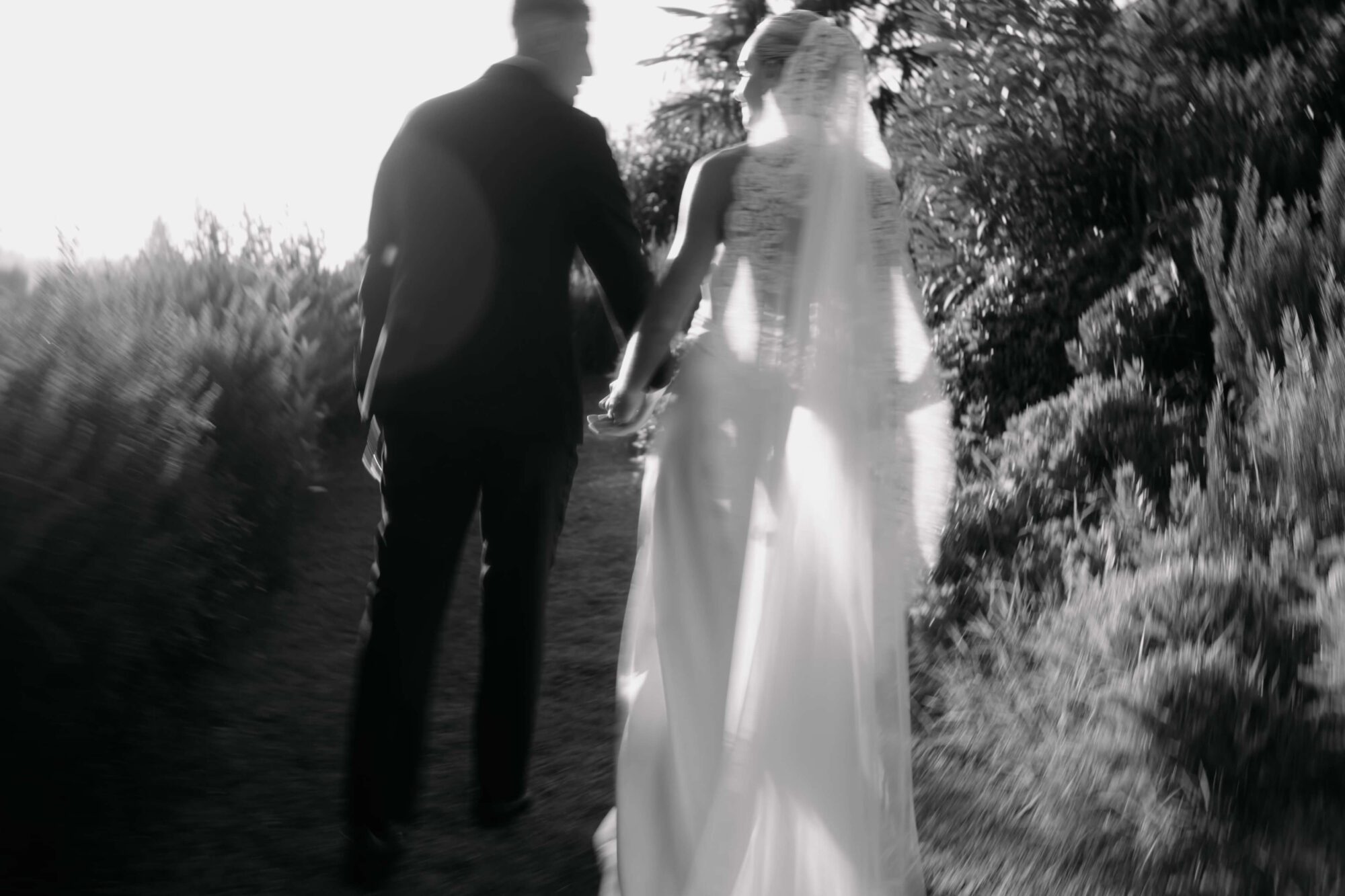 Toast Films, Italian wedding videographer stream_photo_dc4ce64b_b9f2e39bf25bb848c1aae267f1be785171bd5c08