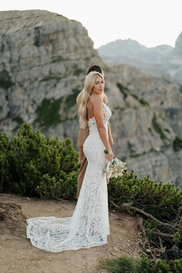 Wedding in Cortina, Dolomites planner ph weddingfeels.co