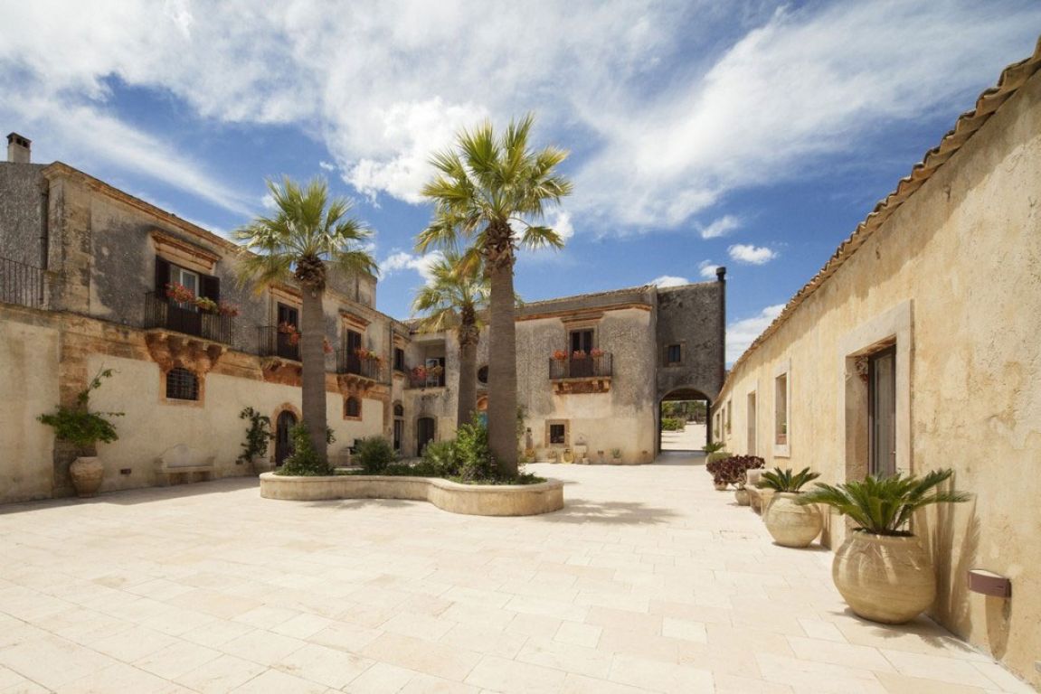 Borgo Del Carato