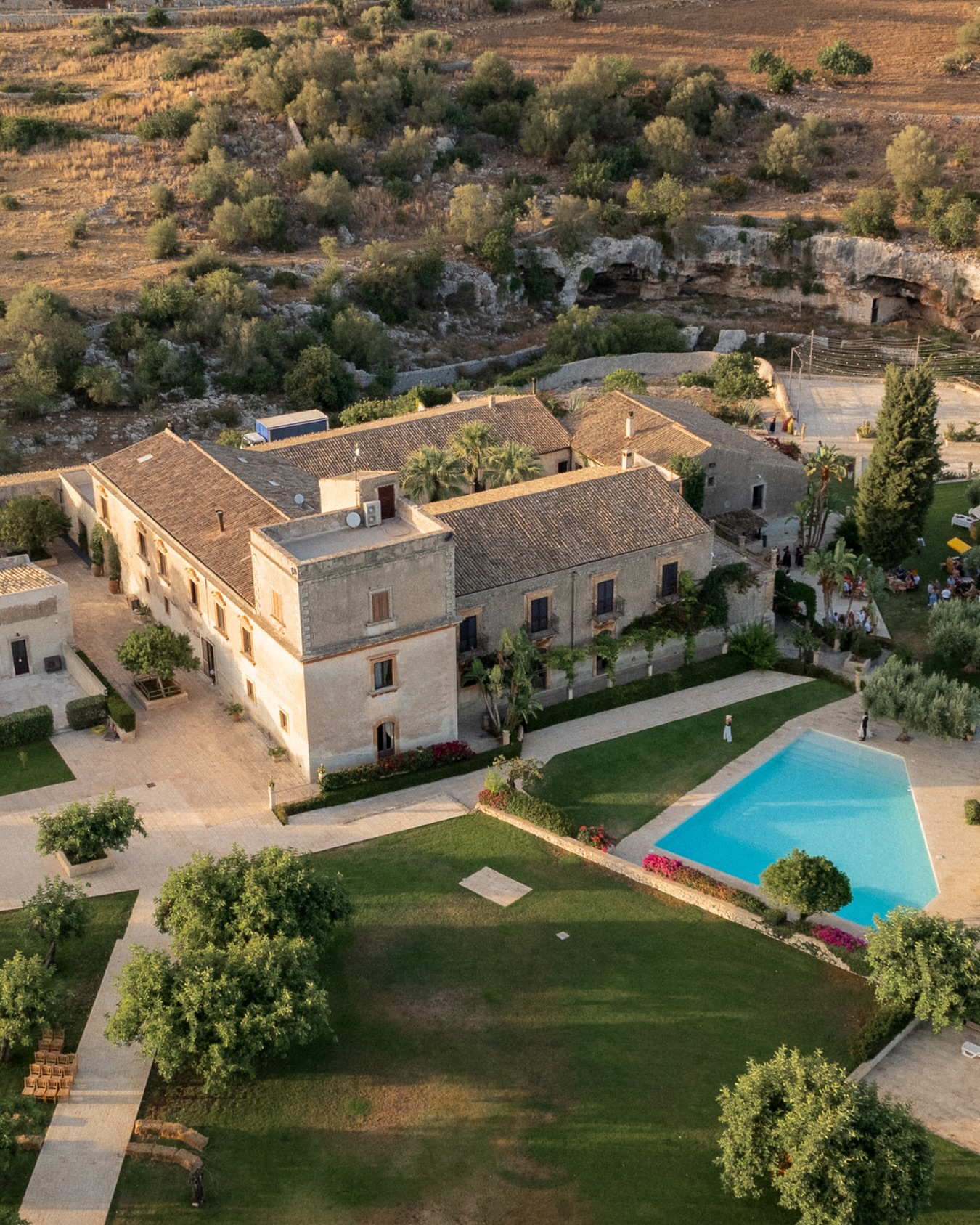 borgo del carato_sicily wedding venue AmourWeddings