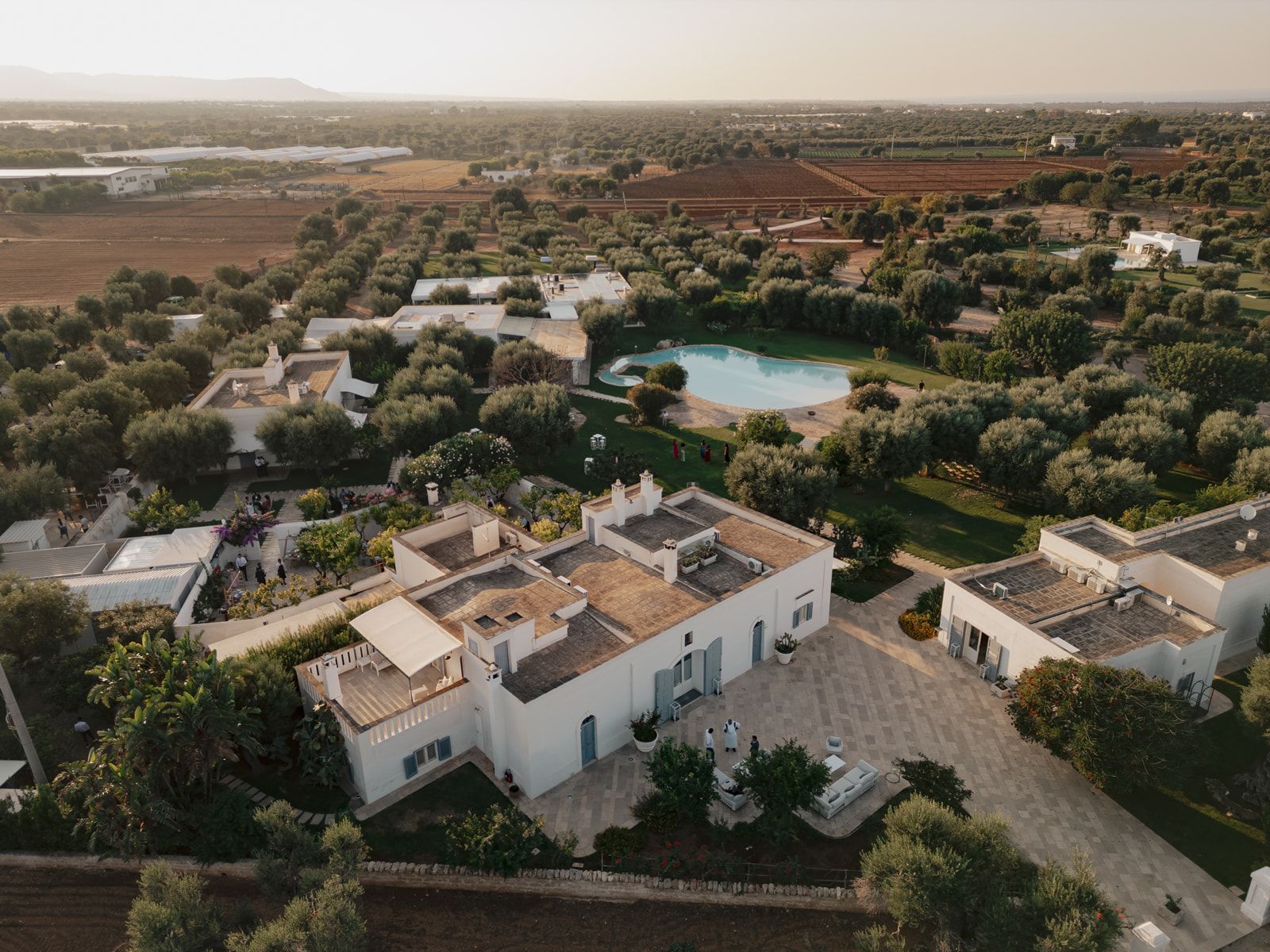 masseria_do_luigi_puglia_wedding_venue_6910cf9f283964e64d6b9c09_COVER PHOTO – Zonzo Ph 3.jpg