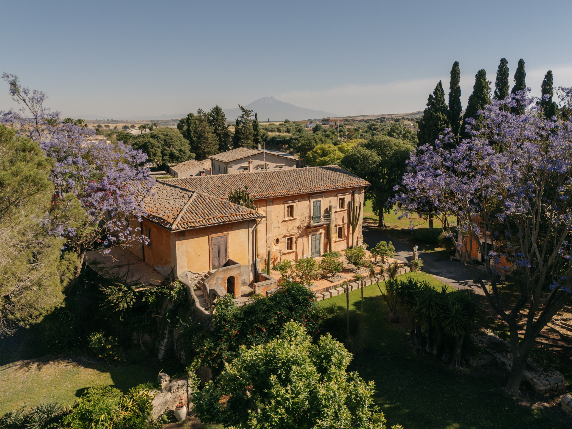 Biviere villa borghese sicily wedding venue