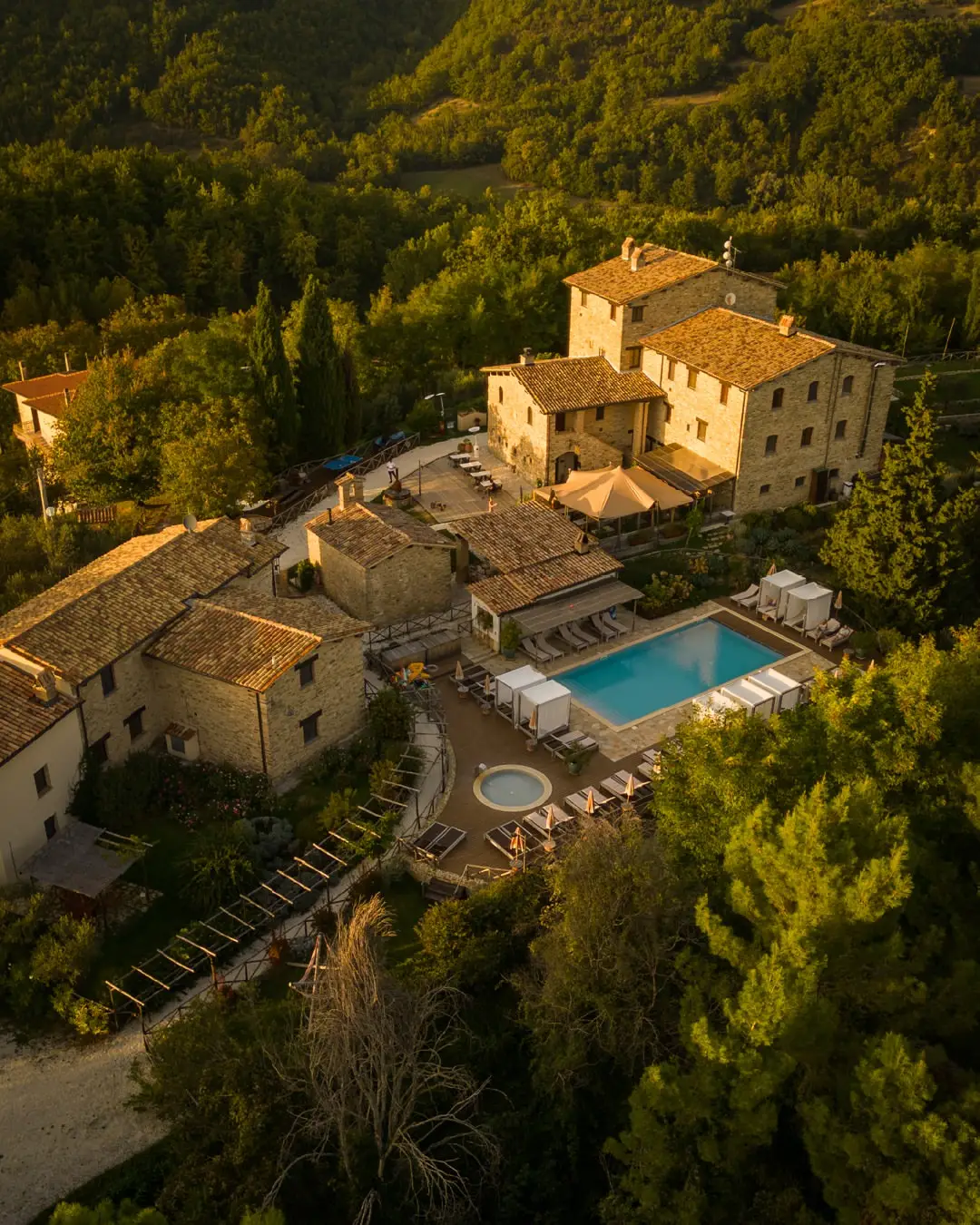 Borgo castello panicaglia Umbria wedding venue George Lozada