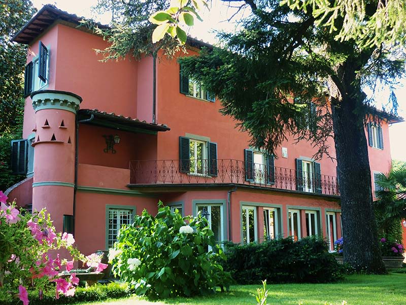 Burlamacchi Villas