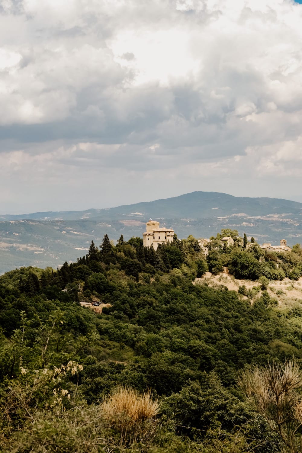 Castello_di_fighine_tuscany_wedding_venue_375d36fe-7c36-41ea-a236-2e8ee53b3dda