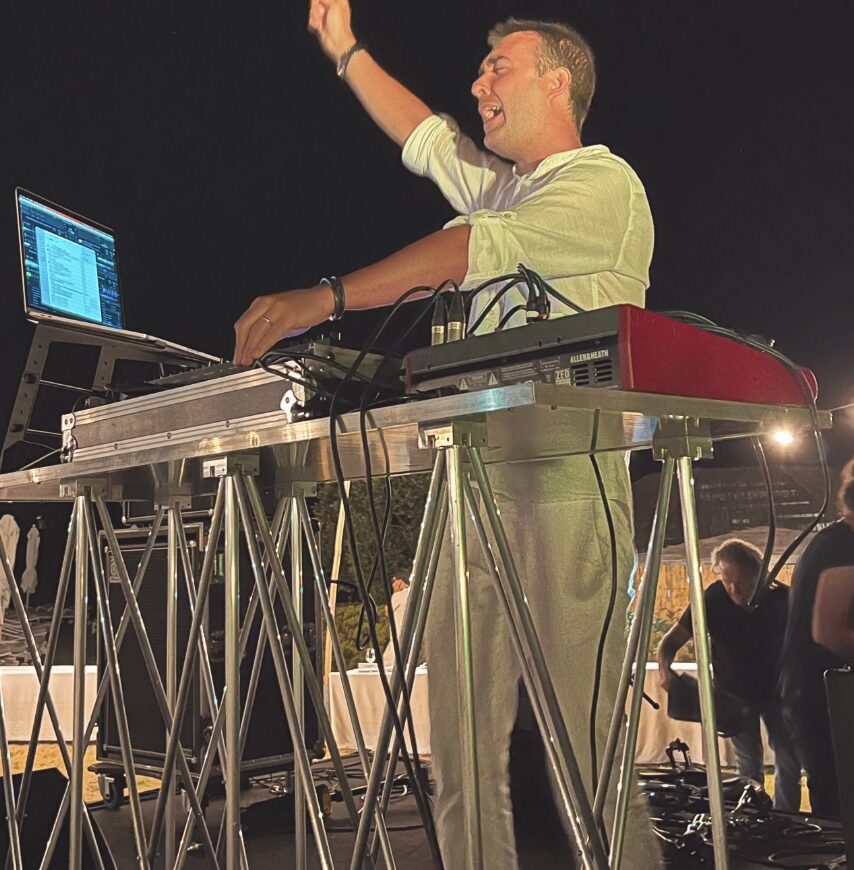 Estylo Events music entertainment agency Italy wedding DJ Saxinstories_594760B3-F5B6-47EB-A35B-11E948FAF785