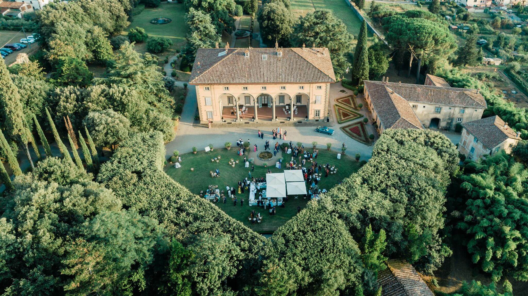 Villa oliva Tuscany wedding venue Colle photo